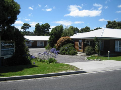 Castaway Holiday Apartments - Dalby Accommodation 0