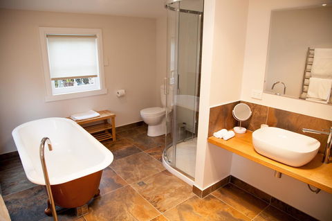 The Pear Cottage - Dalby Accommodation 5