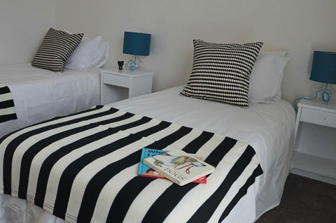 Sisters Beach Paradise - Dalby Accommodation 3