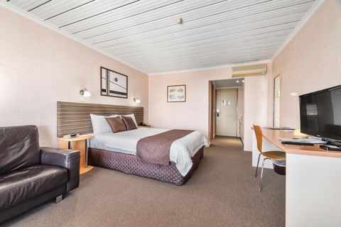 Balmoral On York - Dalby Accommodation 9