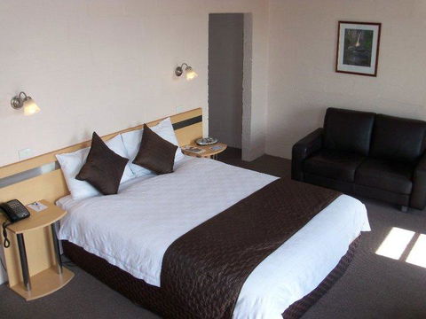 Balmoral On York - Dalby Accommodation 31