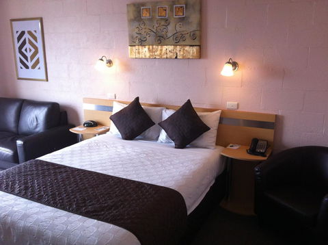 Balmoral On York - Dalby Accommodation 28