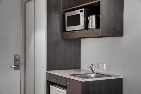 Travelodge Hotel Hobart - Dalby Accommodation 7