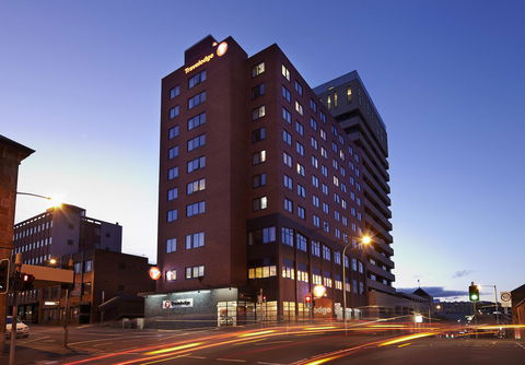 Travelodge Hotel Hobart - Dalby Accommodation 24