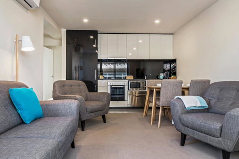 110 Hampden Apartments - Dalby Accommodation 25