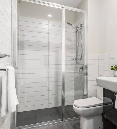 110 Hampden Apartments - Dalby Accommodation 8