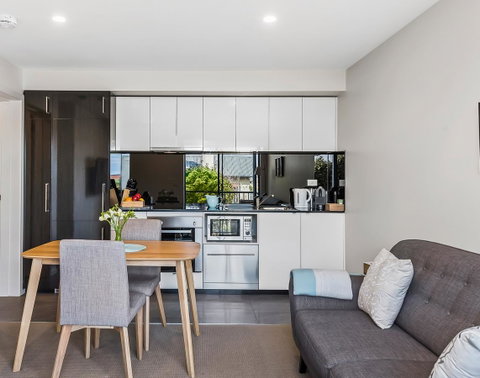 110 Hampden Apartments - Dalby Accommodation 14