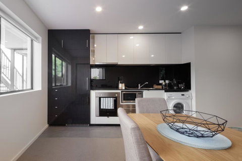 110 Hampden Apartments - Dalby Accommodation 15
