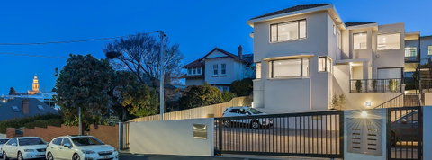 110 Hampden Apartments - Dalby Accommodation 10