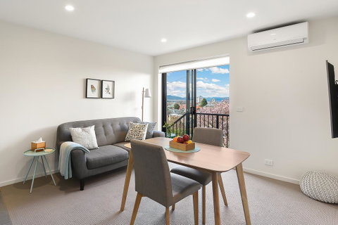 110 Hampden Apartments - Dalby Accommodation 12