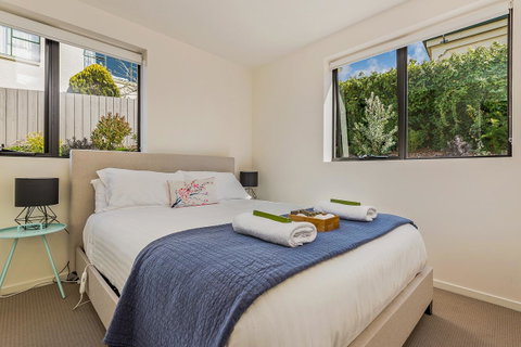 110 Hampden Apartments - Dalby Accommodation 20