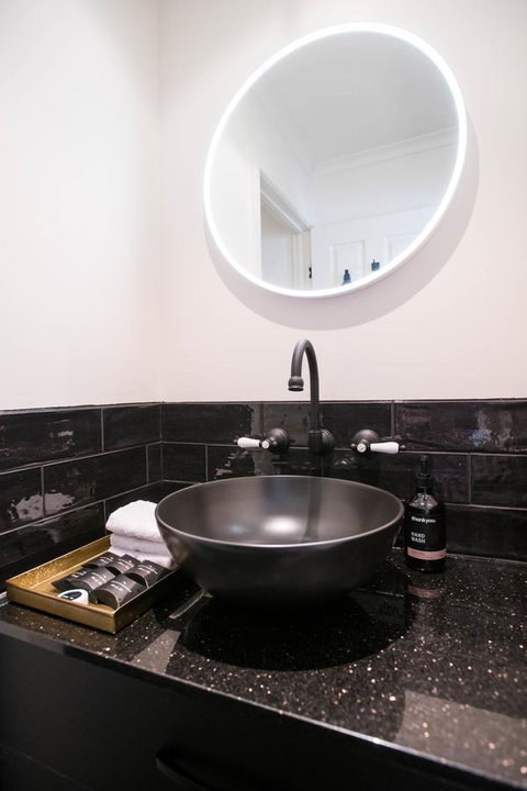 Battery Point Boutique Accommodation - Dalby Accommodation 23
