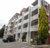 Adina Place Motel Apartments - Dalby Accommodation