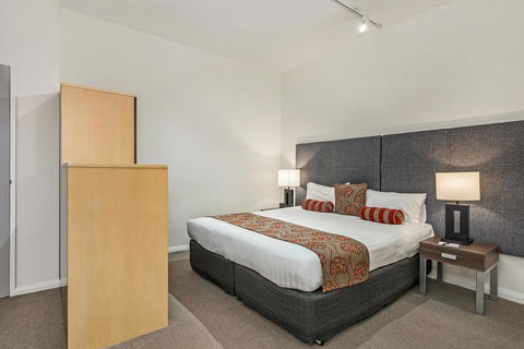 Mantra One Sandy Bay Road - Dalby Accommodation 10