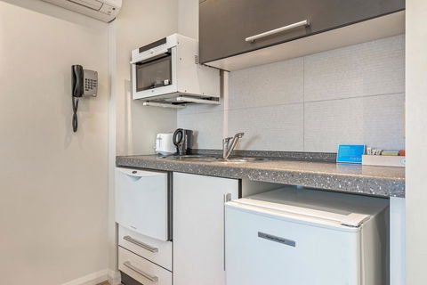 Mantra One Sandy Bay Road - Dalby Accommodation 32
