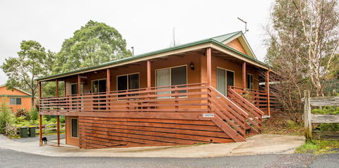 Driftwood Strahan Villas - Dalby Accommodation 4