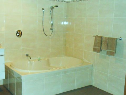 Driftwood Strahan Villas - Dalby Accommodation 18