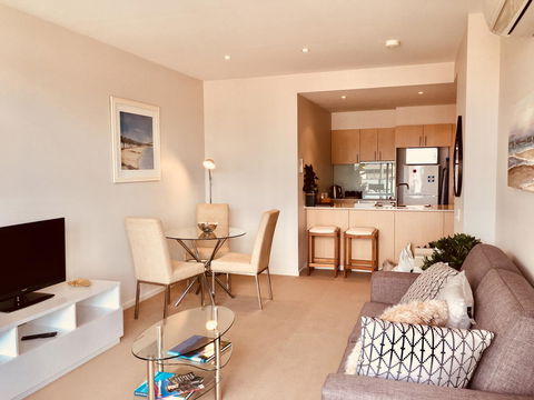 Hobart Inner City Apartment - Dalby Accommodation 1