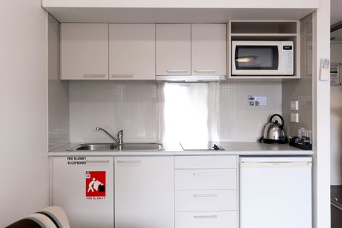 St Ives Apartments - Dalby Accommodation 11