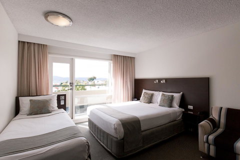 St Ives Apartments - Dalby Accommodation 10