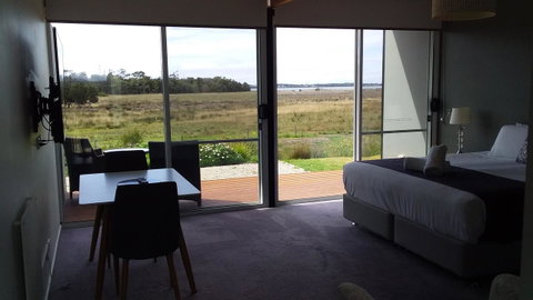 Pelican Point Sanctuary - Dalby Accommodation 16