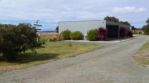Pelican Point Sanctuary - Dalby Accommodation 10