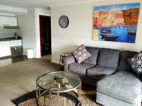 Hampden At Battery Point - Dalby Accommodation 3