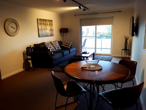 Hampden At Battery Point - Dalby Accommodation 7