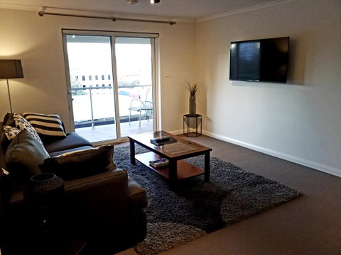 Hampden At Battery Point - Dalby Accommodation 21