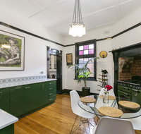 Insomnia on Elizabeth - Dalby Accommodation