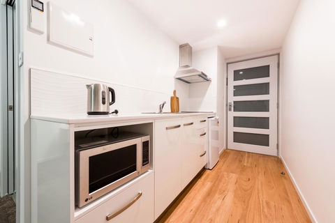 Ulverstone River Edge HolidayApartments - Dalby Accommodation 15
