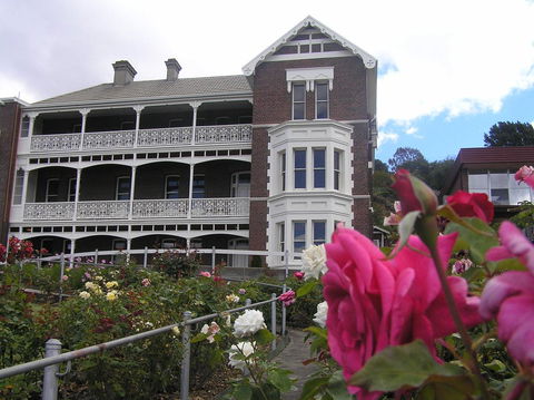 Auldington Hotel - Dalby Accommodation 24