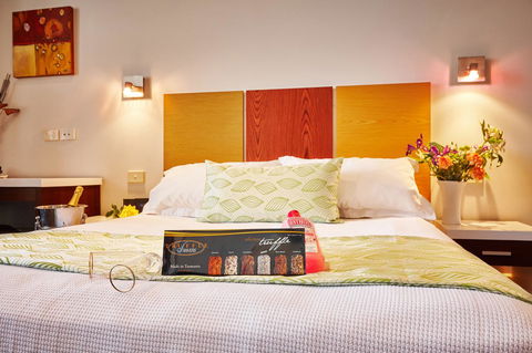 Auldington Hotel - Dalby Accommodation 2