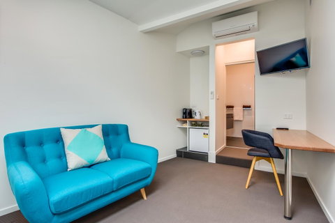 Salamanca Galleria Apartments - Dalby Accommodation 28
