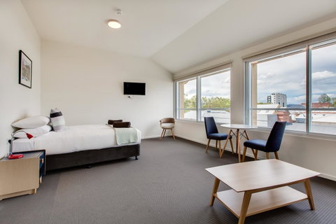 Salamanca Galleria Apartments - Dalby Accommodation 29