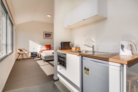 Salamanca Galleria Apartments - Dalby Accommodation 8
