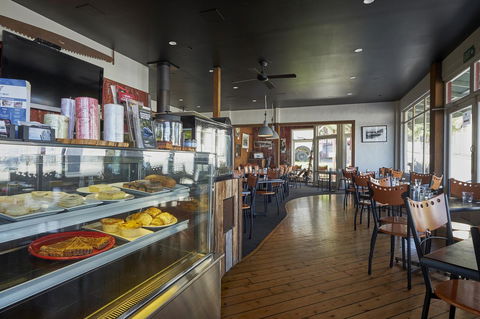 Bushman's Cafe - Dalby Accommodation 2