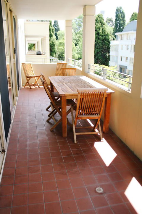 Jenatt Apartments Salamanca - Dalby Accommodation 33