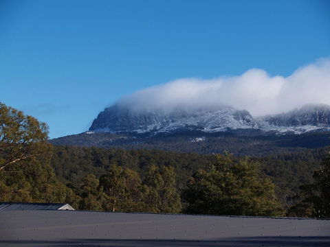 Craggy Peaks Wilderness Cabins - Dalby Accommodation 4