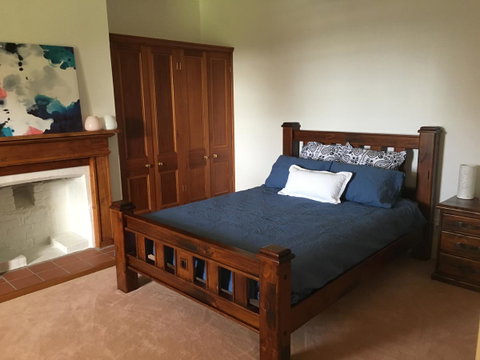 CLAYFIELD HOMESTEAD - Rustic Country Accommodation - Dalby Accommodation 10
