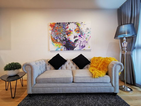 NEW 2 Rooms 2 Baths Apartment In Glen Waverley - Dalby Accommodation 1