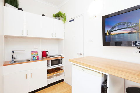 Newly Renovated Studio W Communal Rooftop Terrace - Dalby Accommodation 3