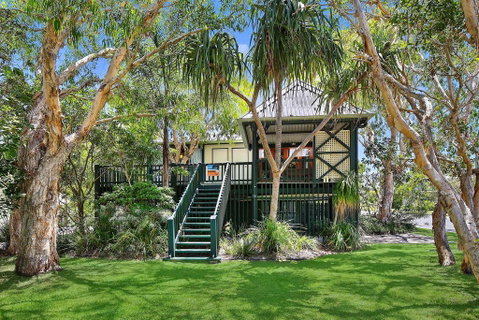 Ngungun St 14, Dicky Beach - Dalby Accommodation 0