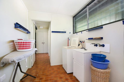 Ngungun St 14, Dicky Beach - Dalby Accommodation 3