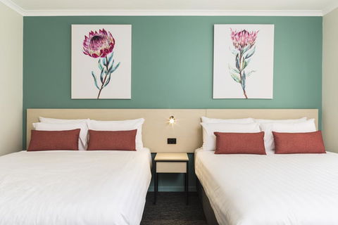 Nightcap At Balaclava Hotel - Dalby Accommodation 1