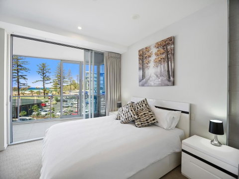 Nirvana By The Sea - Dalby Accommodation 2