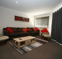 Northstar 9/17 Kirwan Close - Dalby Accommodation