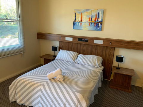 Nowa Nowa Hotel Motel - Dalby Accommodation 2