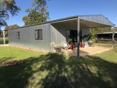 Oak Lane Guest House & Farm Stay - Dalby Accommodation 1