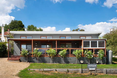Oblique - Dalby Accommodation 1